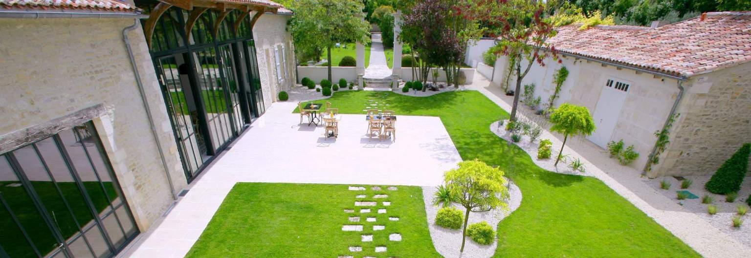 Courtyard garden at Le Clos Saint-Martin and Spa in France
