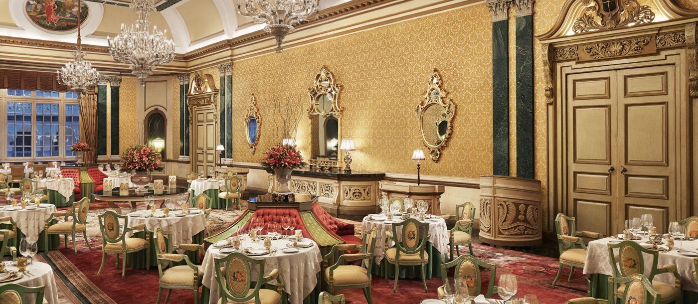 Fine dining at the Rambagh Palace in Jaipur