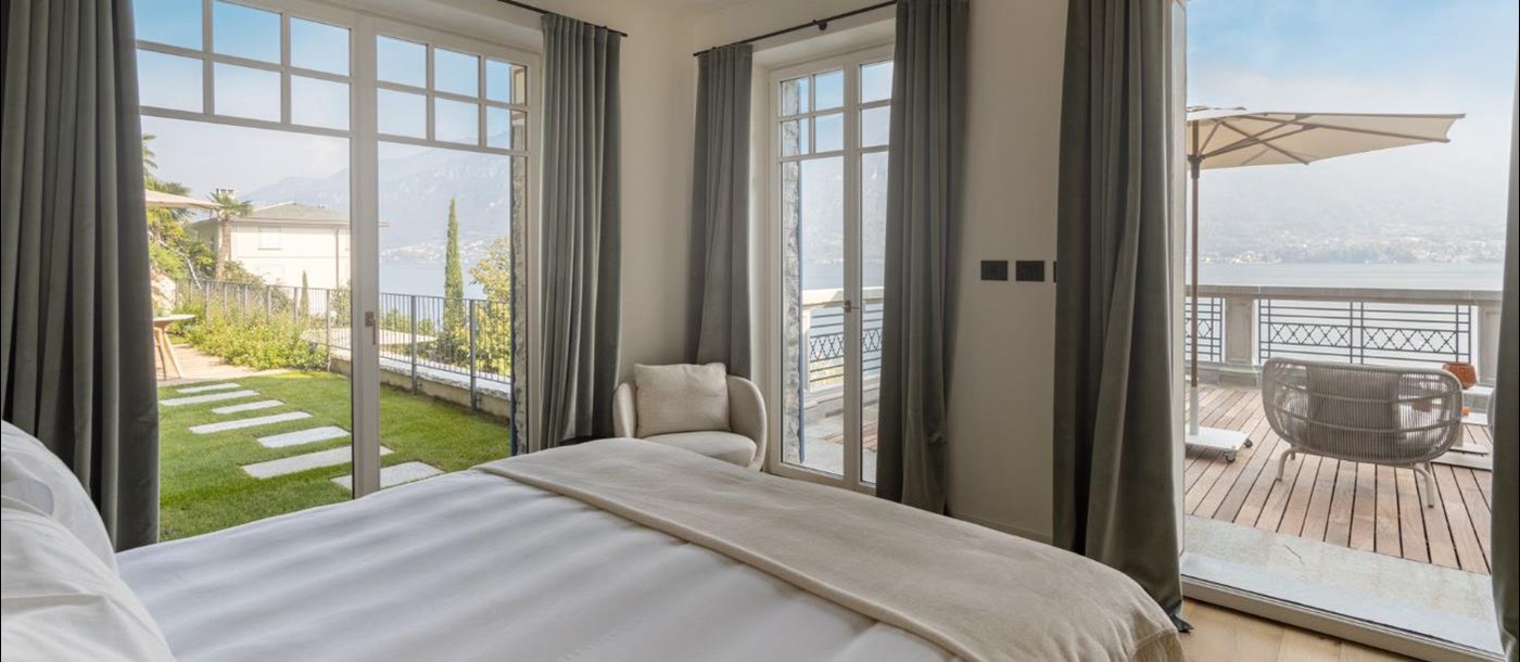 Guest bedroom at Breakwater Bellagio on Lake Como