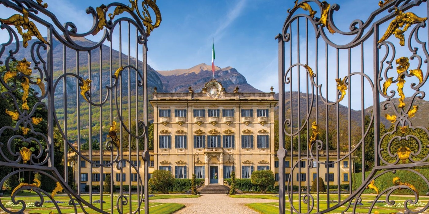 Grand entrance gates at Villa Sola Cabiati