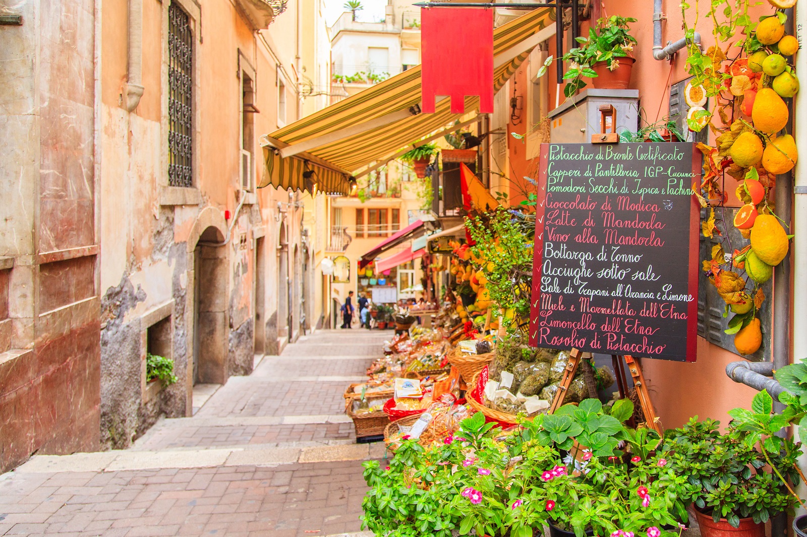 Italy Market Street Sign