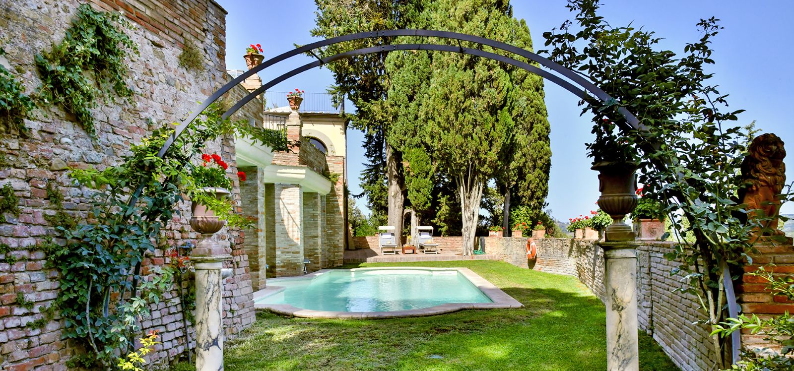 Pool Arch at Villa di Renai in Tuscany