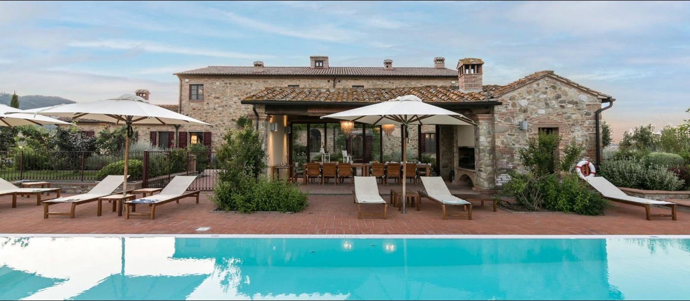 Pool at Villa Papavero in Tuscany