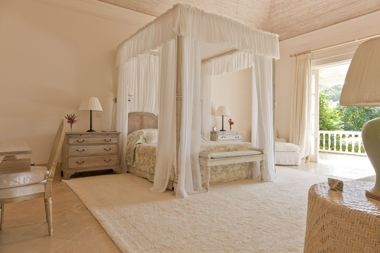 Double bedroom of Plantation House, Mustique