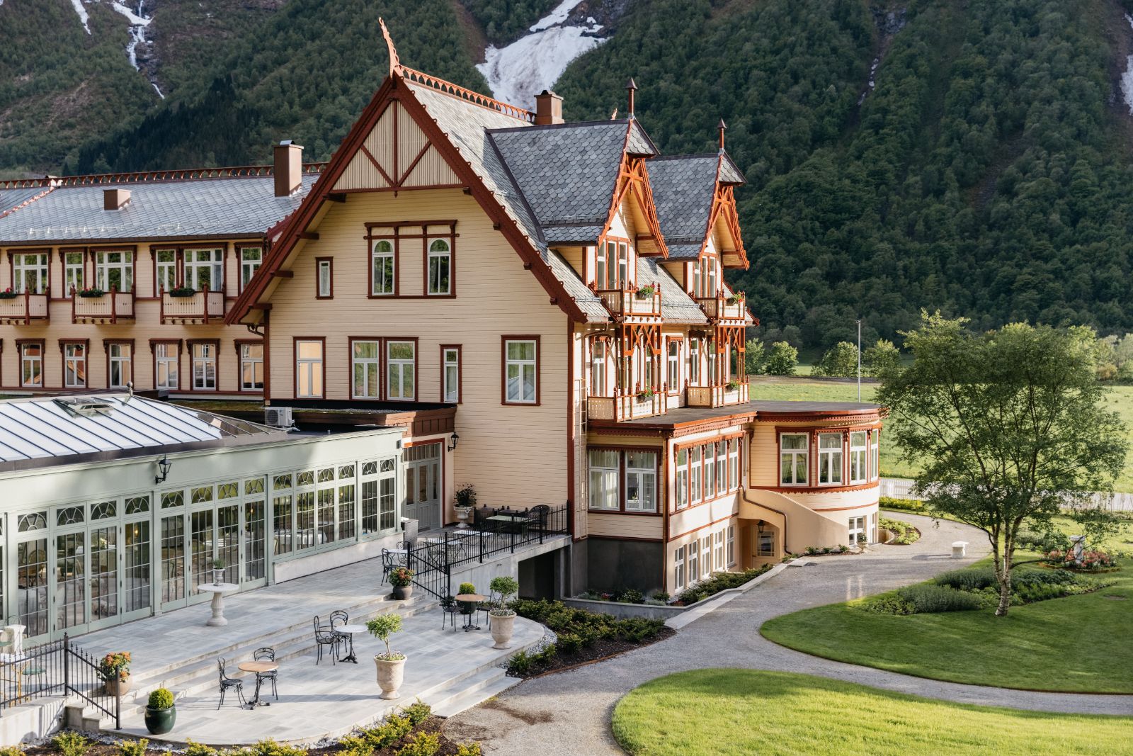 Luxury Hotel in Norway Hotel Union Oye Exterior View with Conservatory