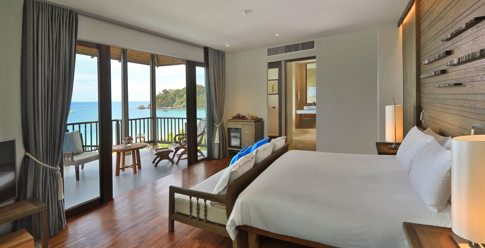 Bayfront Deluxe bedroom at luxury resort Pimalai 