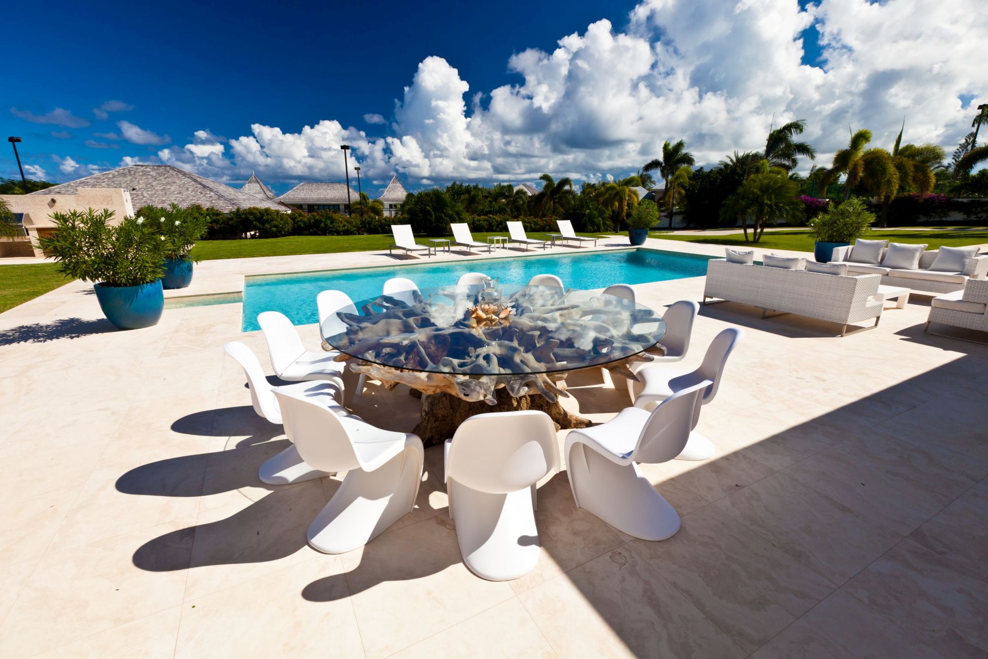 outdoor diing at le bleu, anguilla