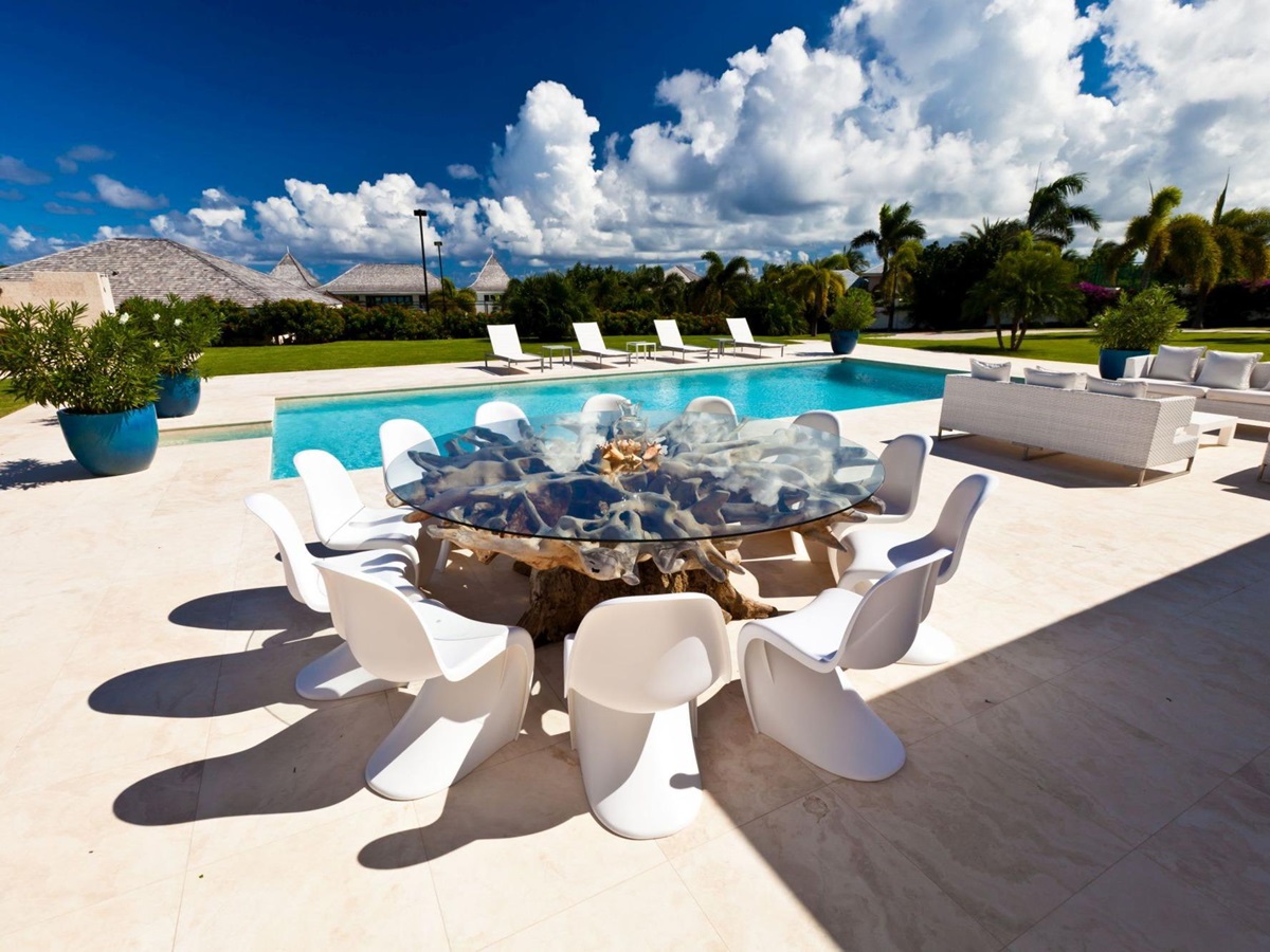 outdoor diing at le bleu, anguilla