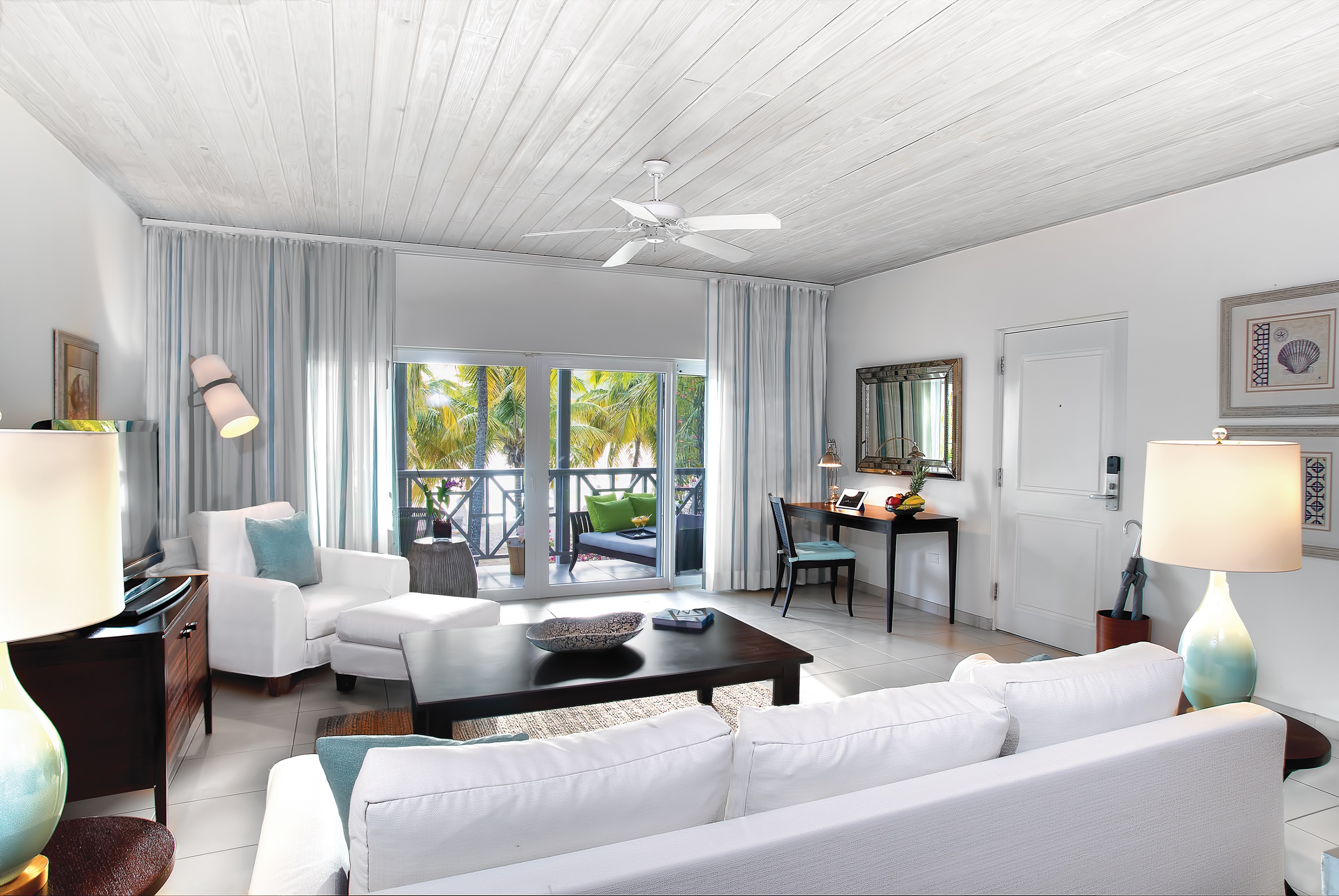 Living room of an ocean suite at Carlisle Bay, Antigua