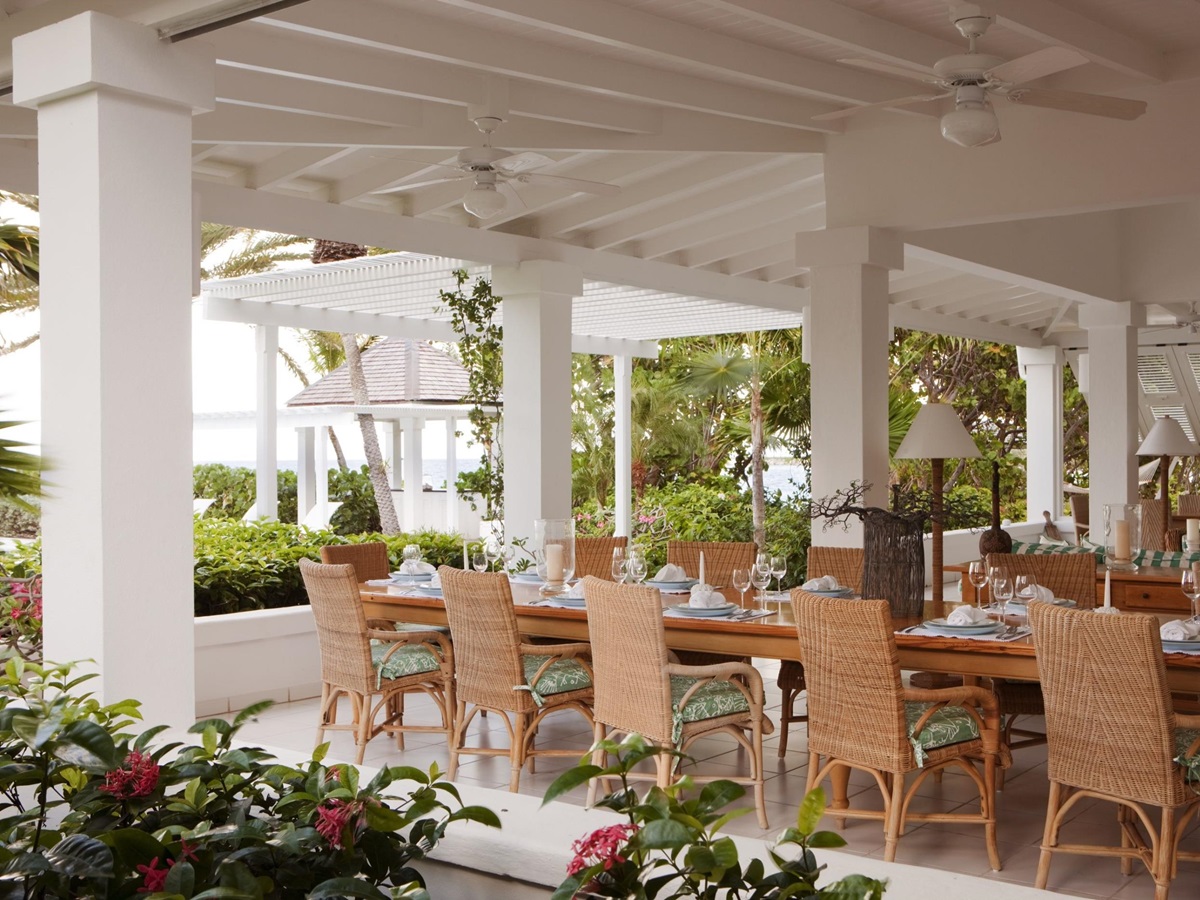 Dining table at Bannaquit, Antigua