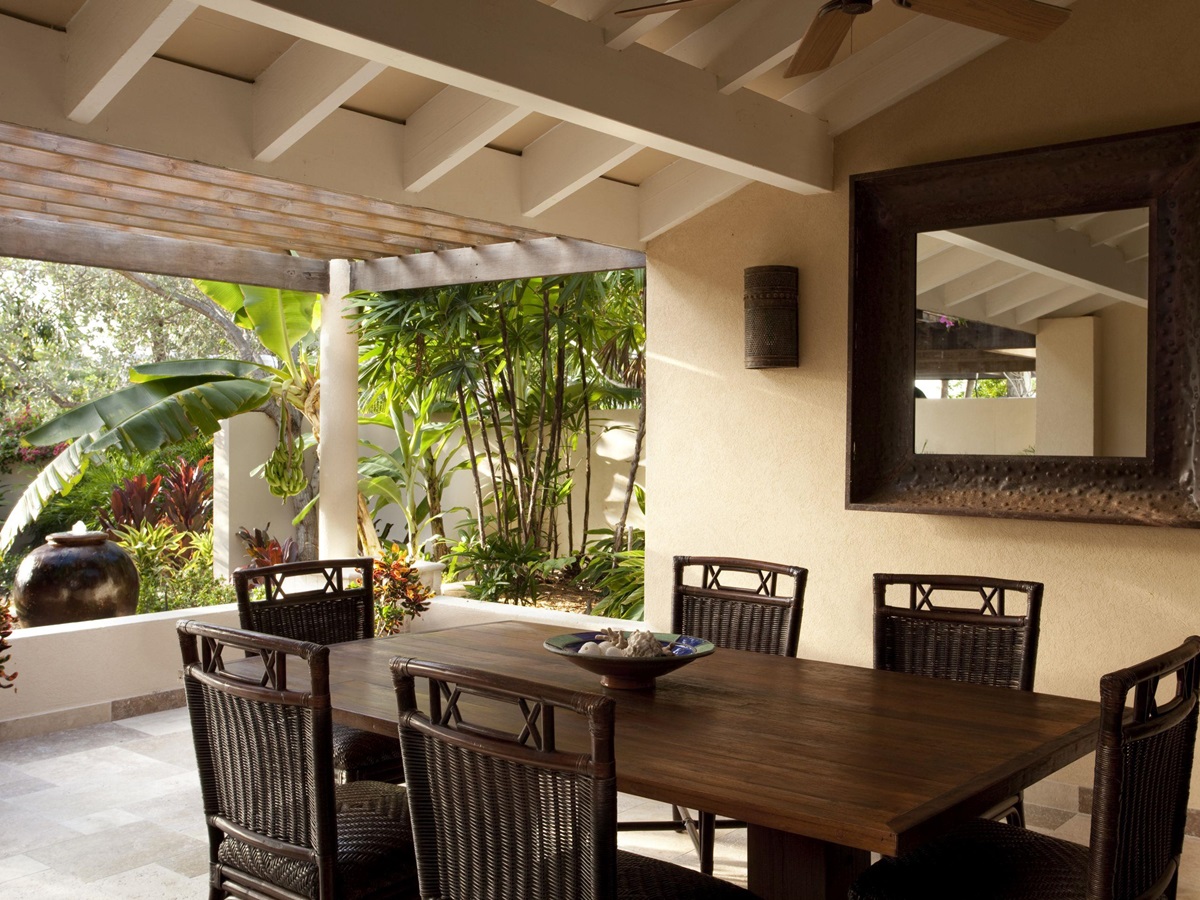 Dining table of Banyan Villa, Antigua