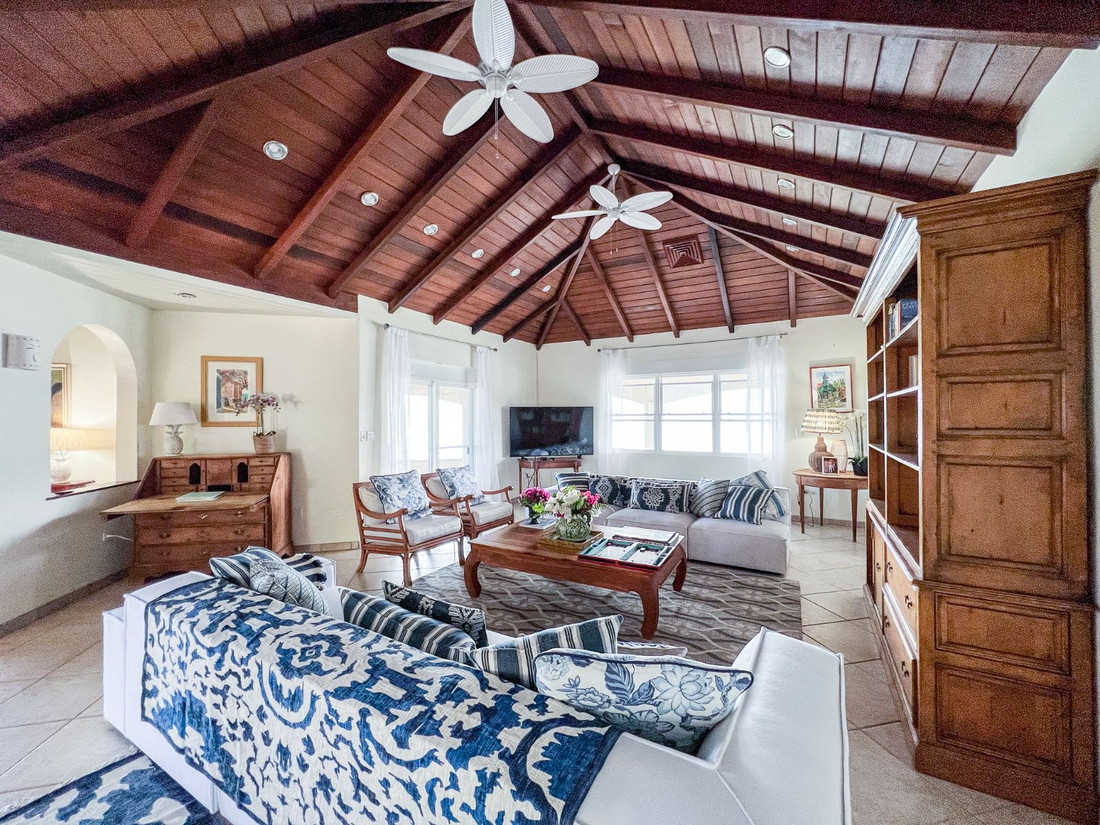 bluff-point-antigua-living-room