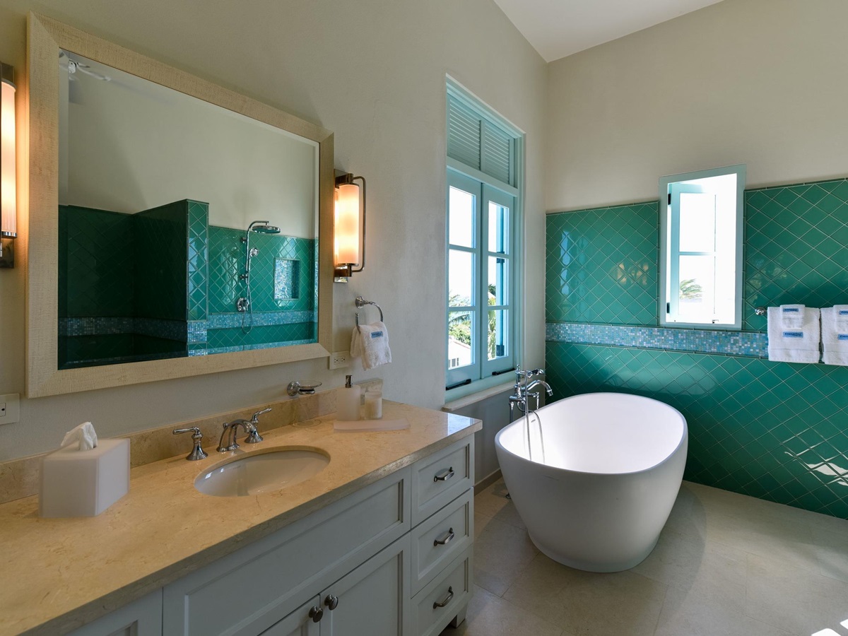 Bathroom of Evangeline, Antigua