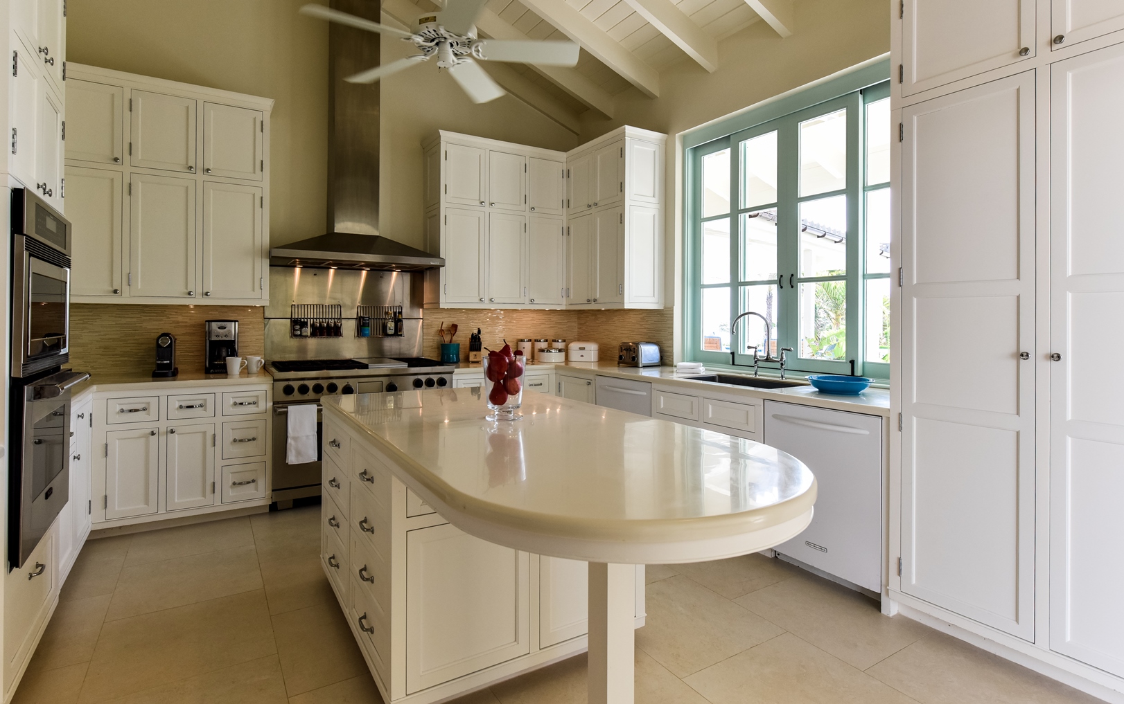 The spacious kitchen of Evangeline, Antigua