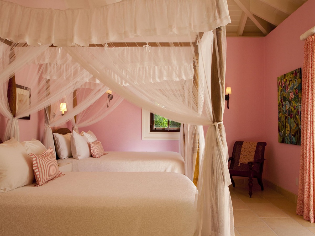 Twin bedroom of Frangipani, Antigua