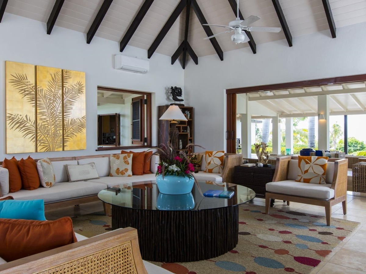 Sitting room - Harbour Heights in Antigua