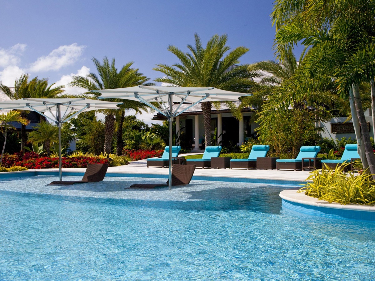 The pool area of Lazy Lizard, Antigua