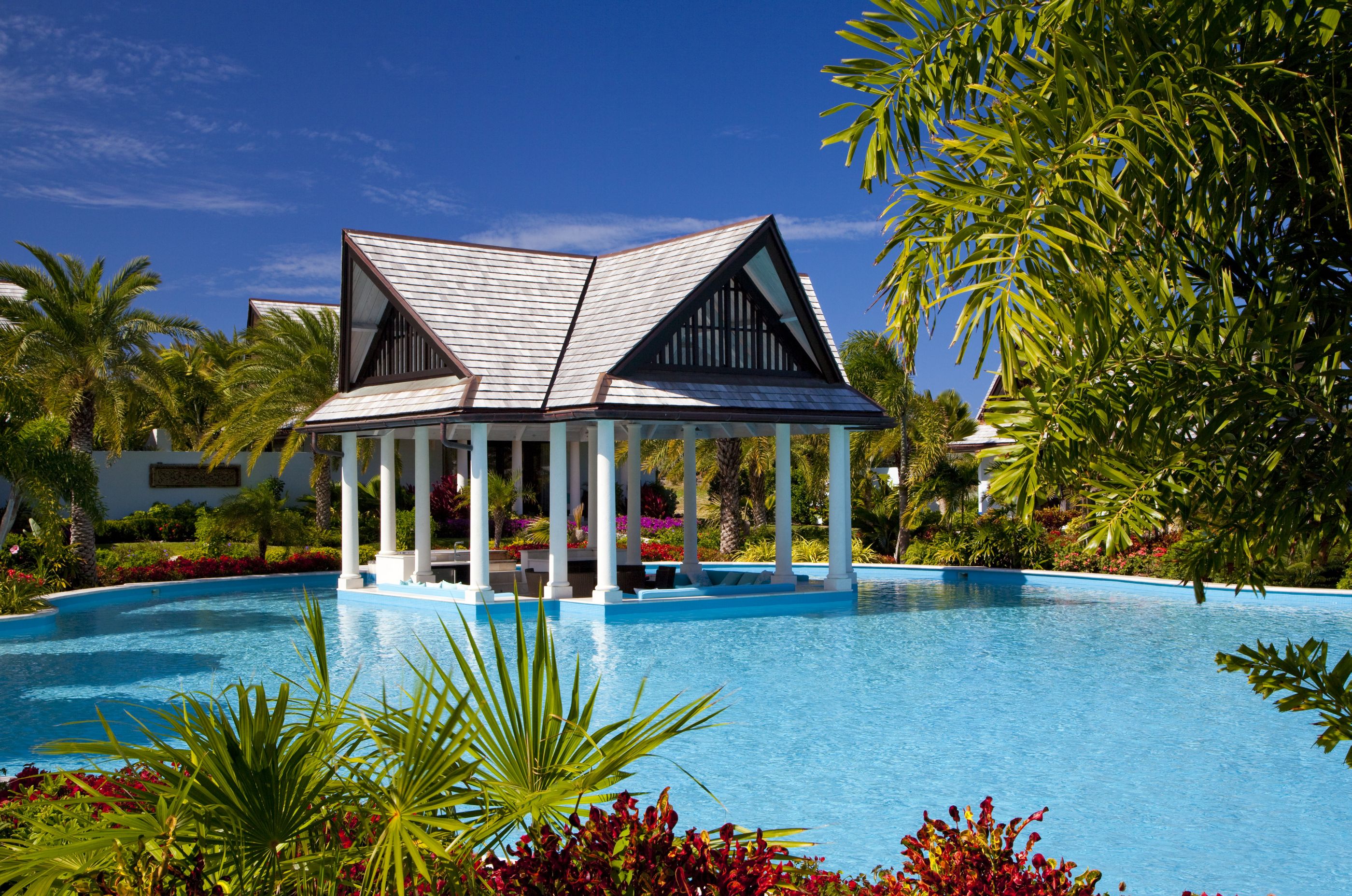 The swimming pool of Lazy Lizard, Antigua