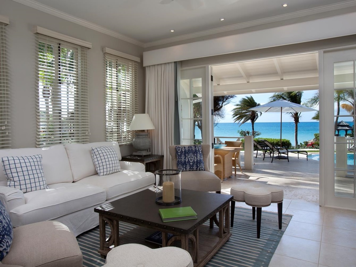 Pelican House in Antigua-living room
