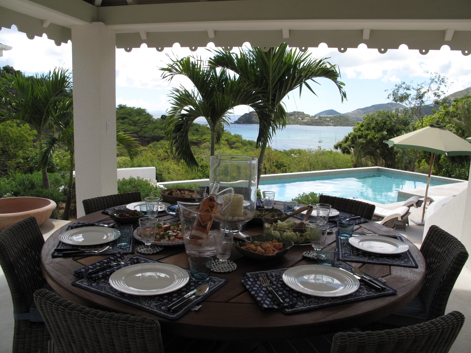Outdoor dining at Pigeon Beach House, Antigua