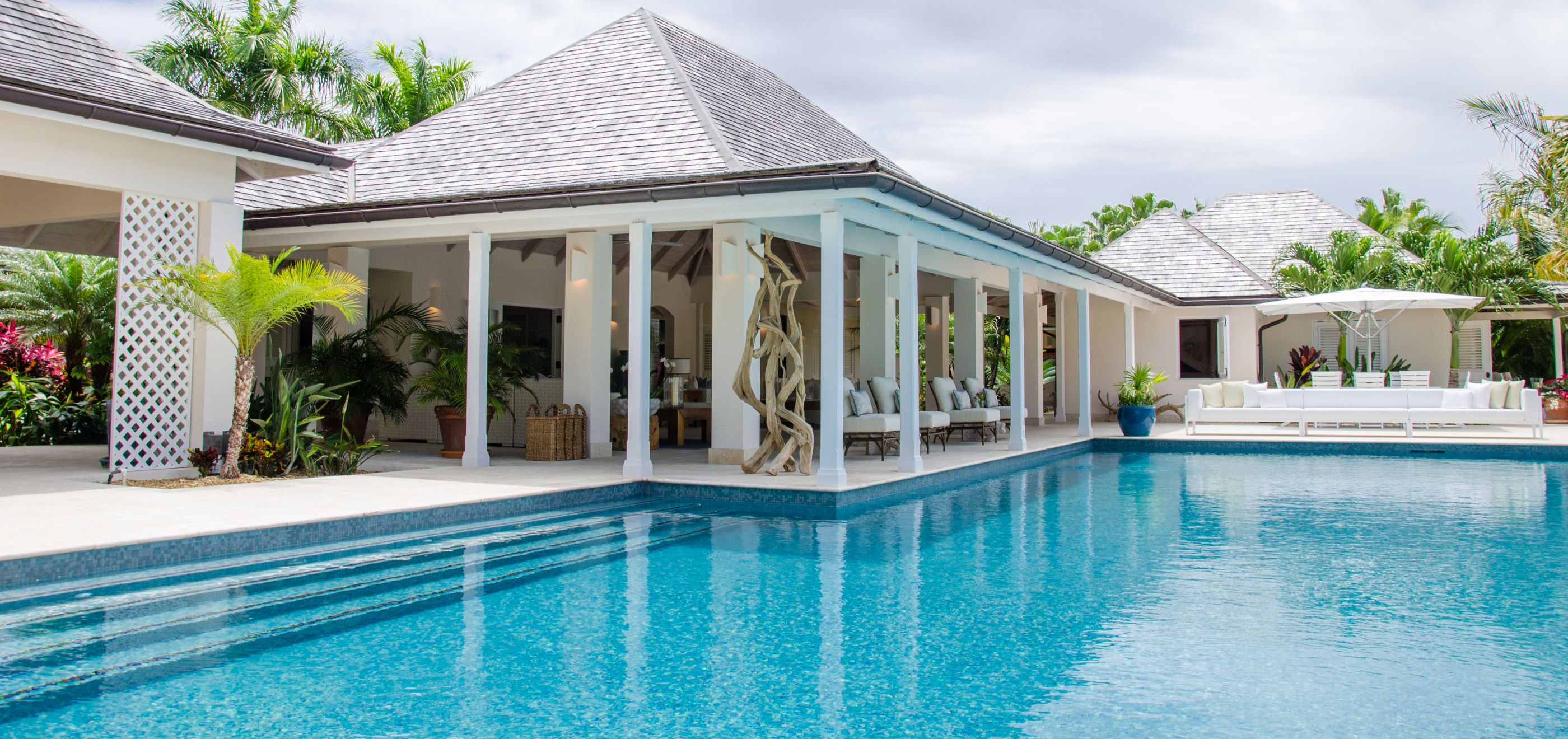 Swimming pool of Sandpiper Beach House, Antigua