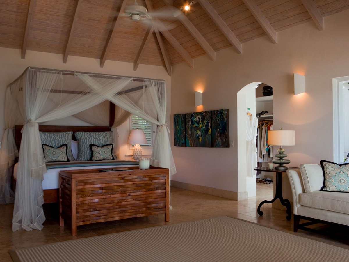 Double bedroom of Sandpiper Beach House, Antigua