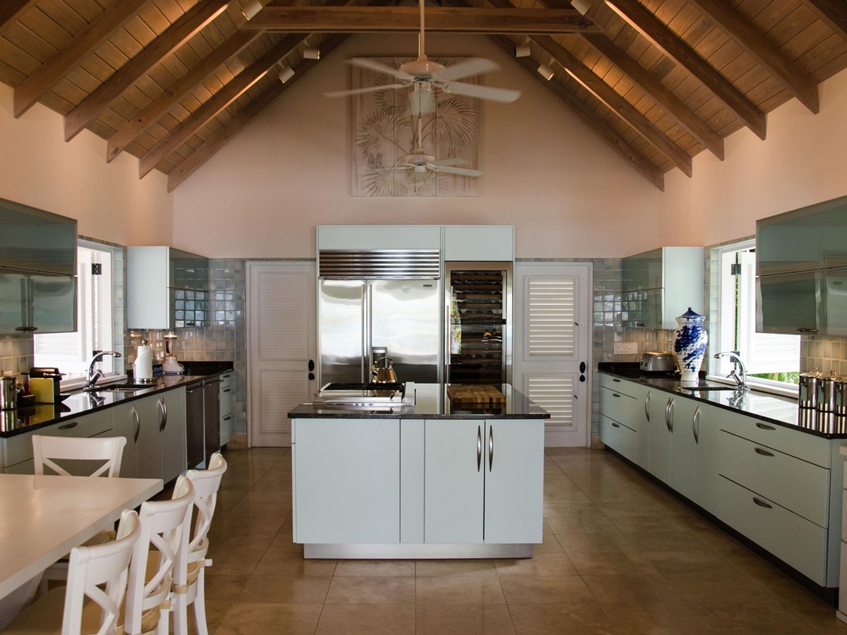 Kitchen of Sandpiper Beach House, Antigua