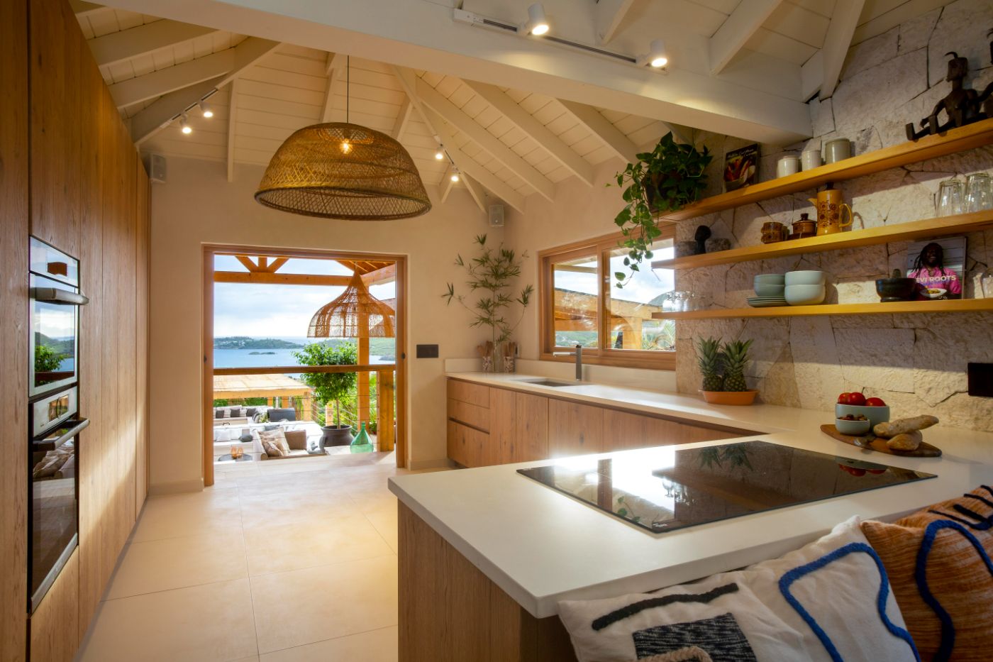 casa-musica-antigua-kitchen