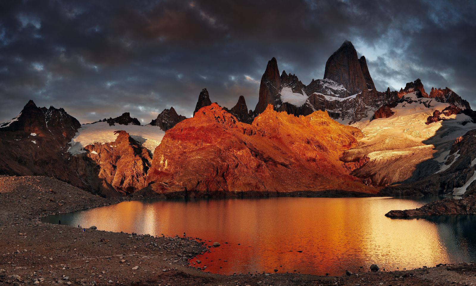 Dramatic view of the Fitzroy range seen on excursion from Explora El Chalten in Argentina