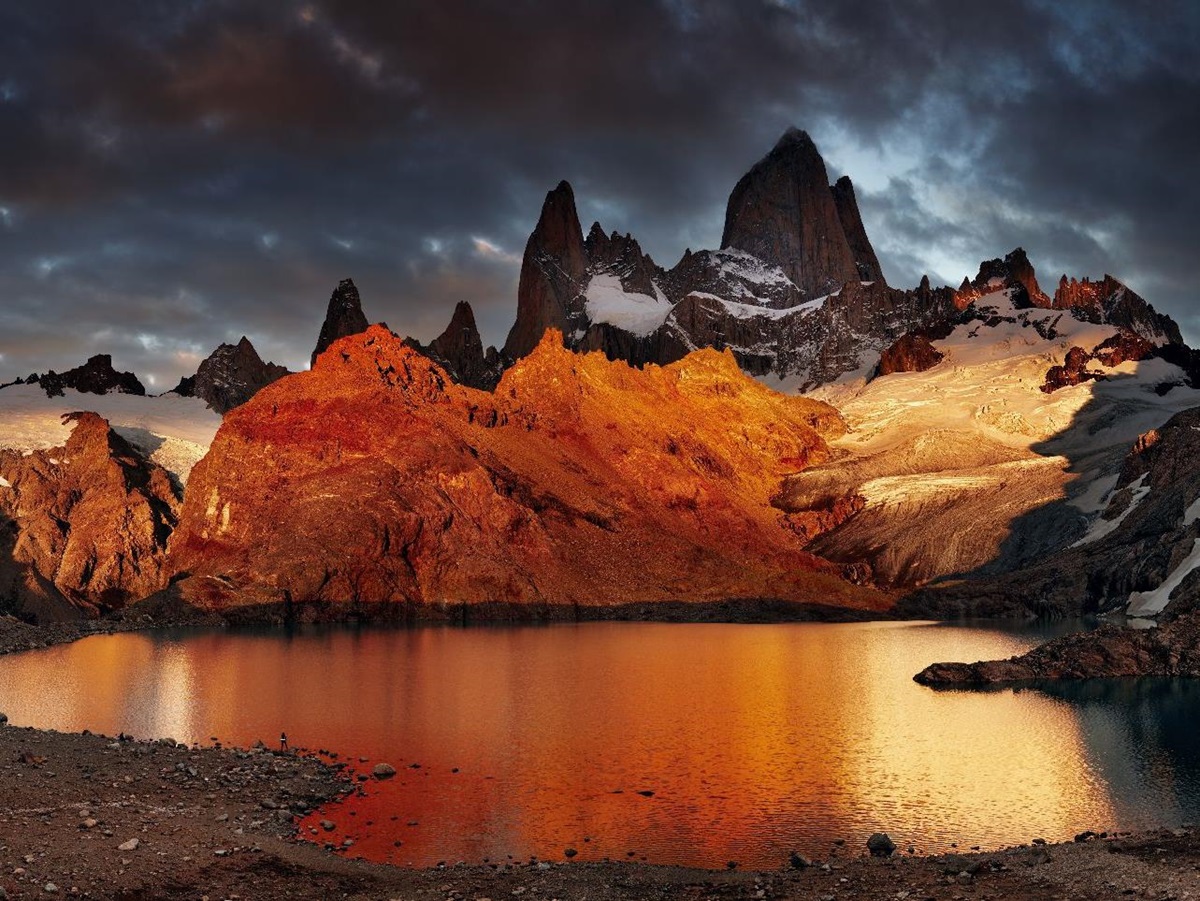Dramatic view of the Fitzroy range seen on excursion from Explora El Chalten in Argentina