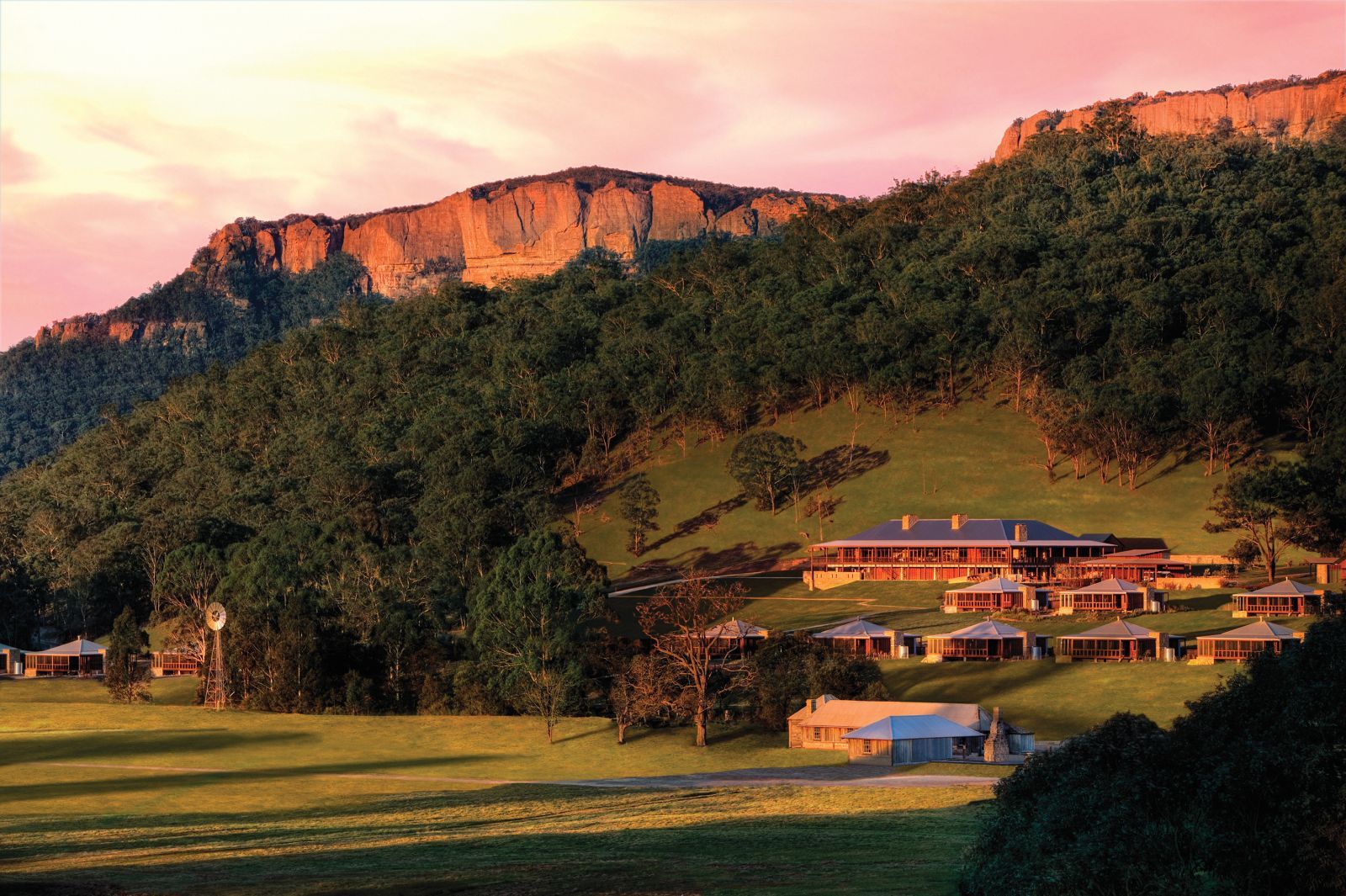 Sunlight view at Wolgan Valley in Australia