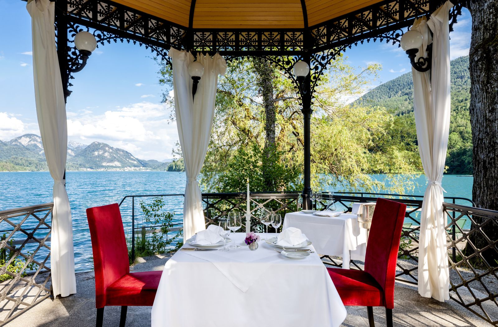 Lakefront dining at the Schloss Fuschl hotel in Austria 