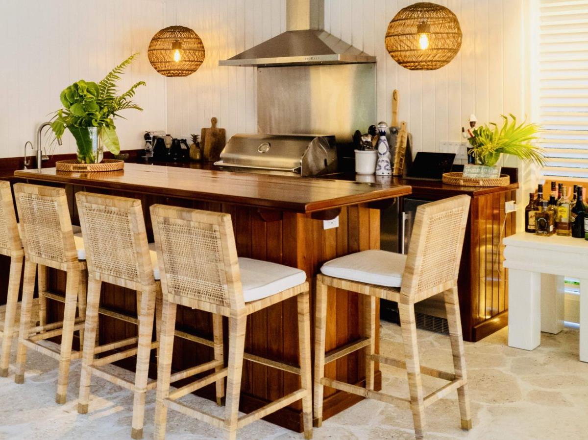 Bar at Beacon Hill Estate in the Bahamas