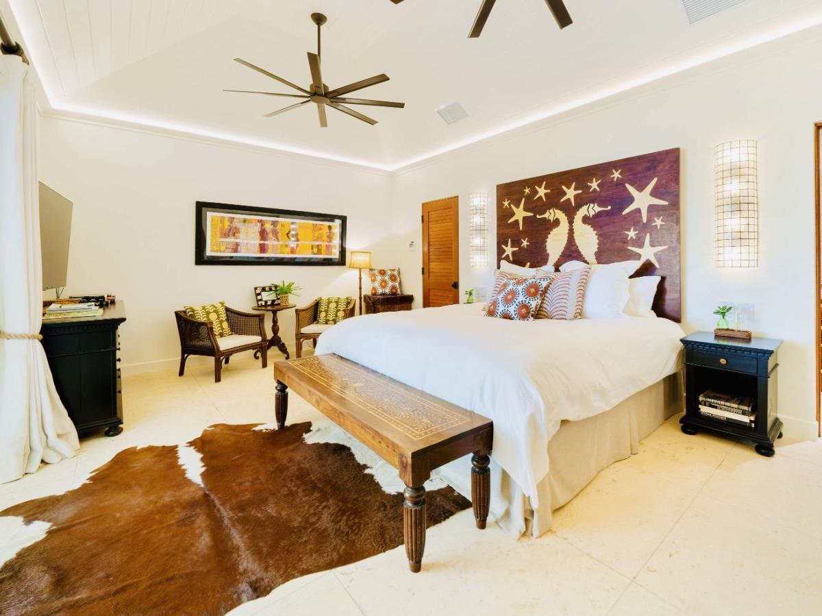 Bedroom 1 at Beacon Hill Estate in the Bahamas