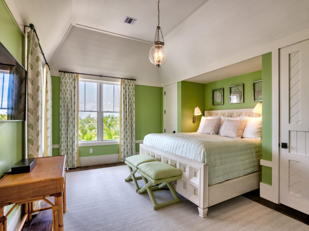 Bedroom 1 at Sea Oats, Elbow Cay in the Bahamas