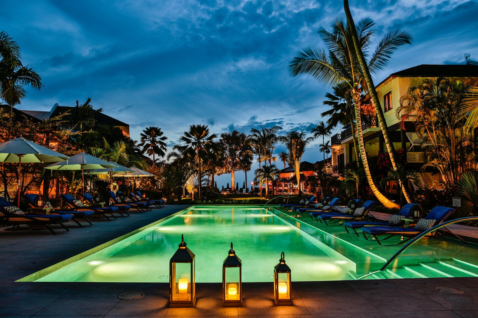 The main swimming pool at night of the Sandpiper, Barbados