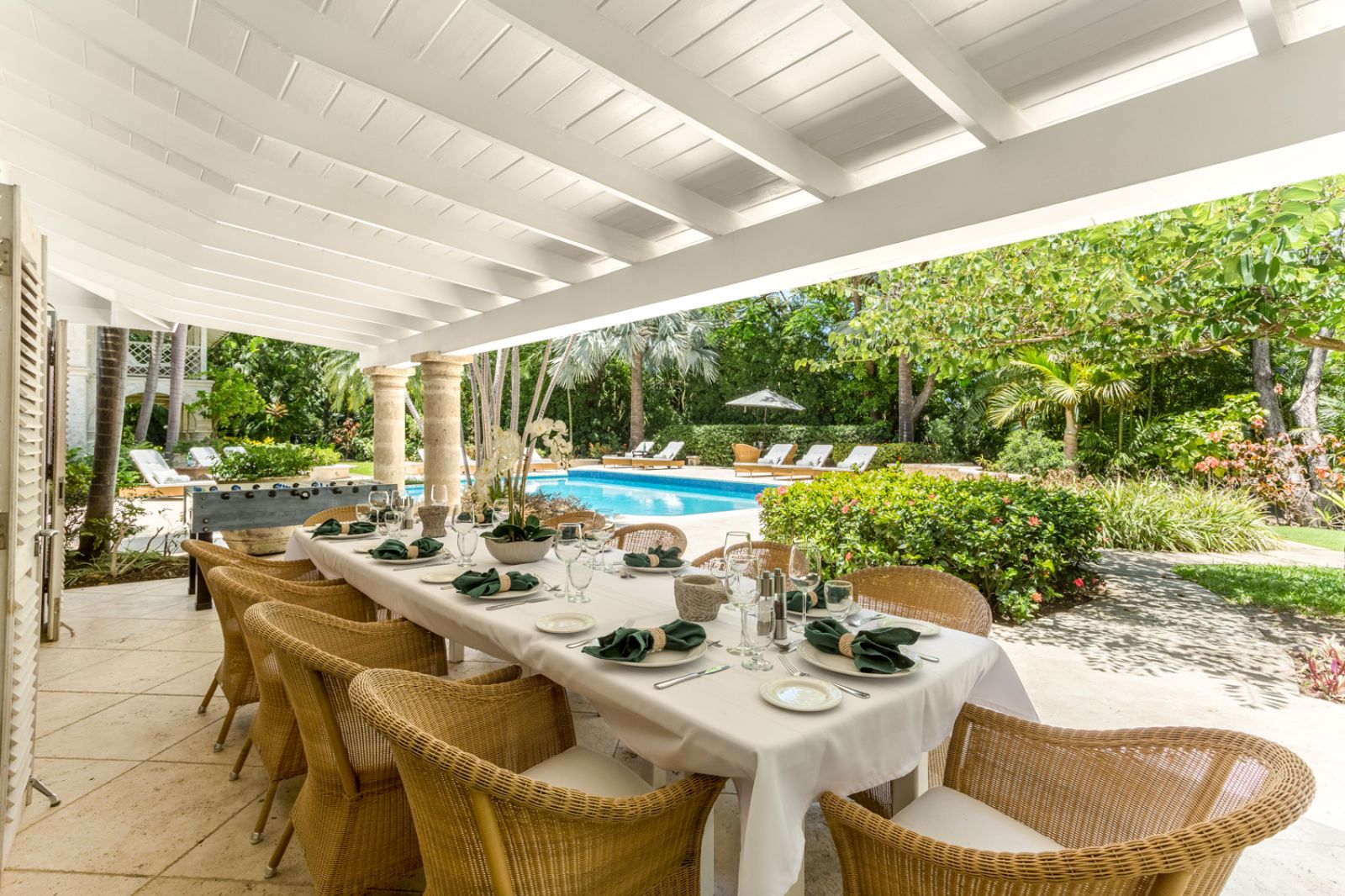 Outdoor Dining at Bluff House in Barbados