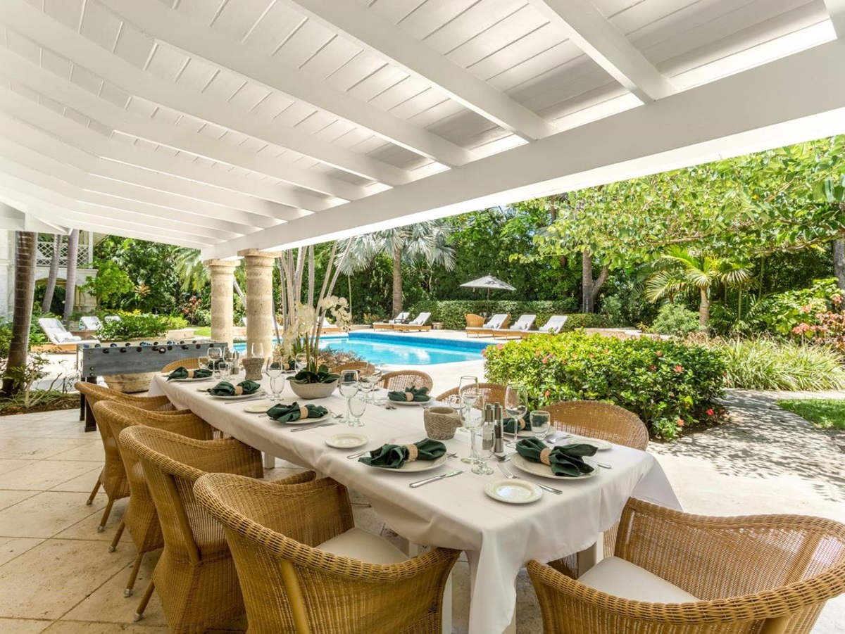 Outdoor Dining at Bluff House in Barbados