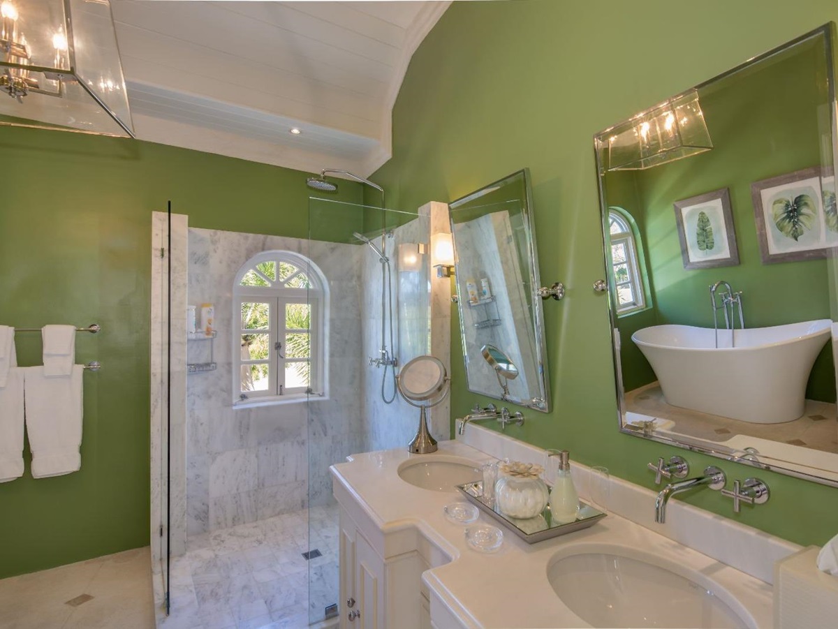 Bathroom at Casablanca in Barbados