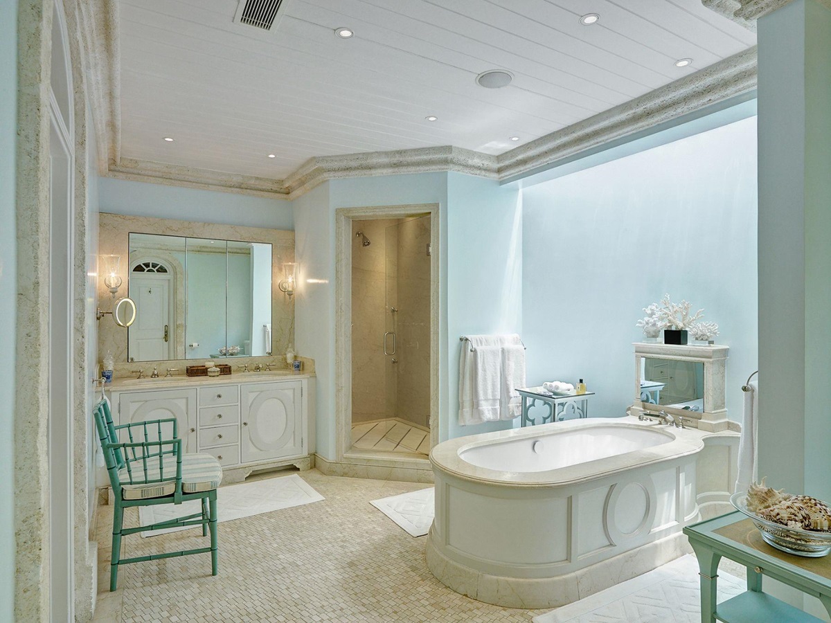 Bathroom at Laughing Waters in Barbados