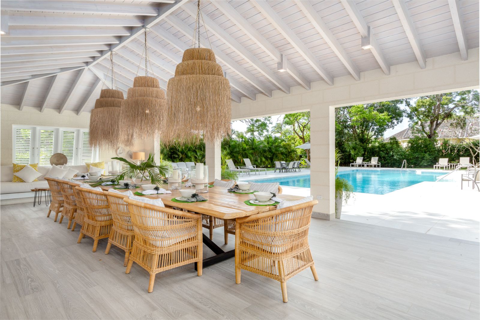 Outdoor Dining at Villa Aama in Barbados