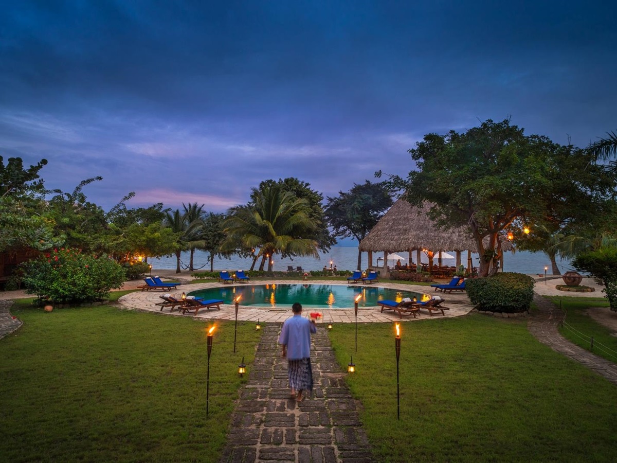 Exterior at Turtle Inn in Belize