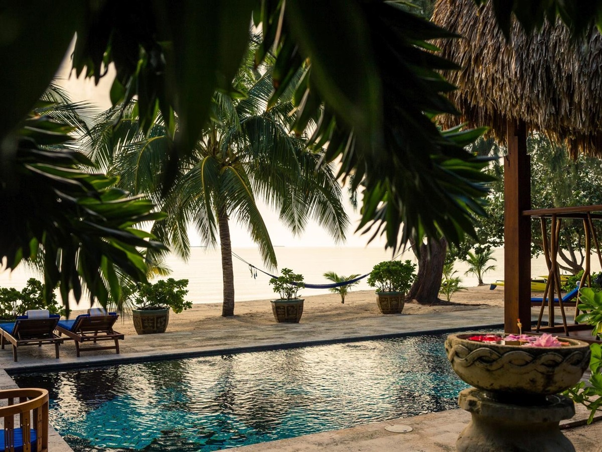 Pool at Turtle Inn in Belize