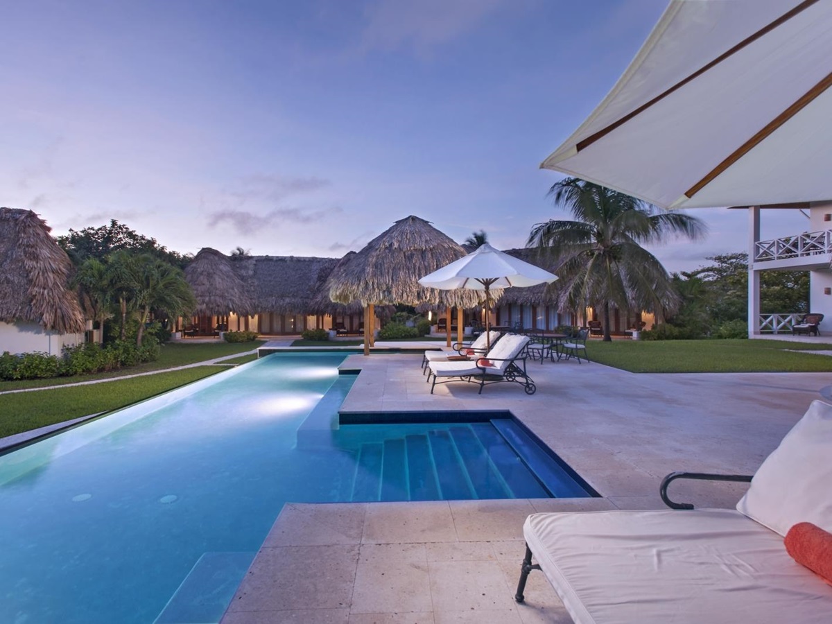 Pool at Victoria House in Belize