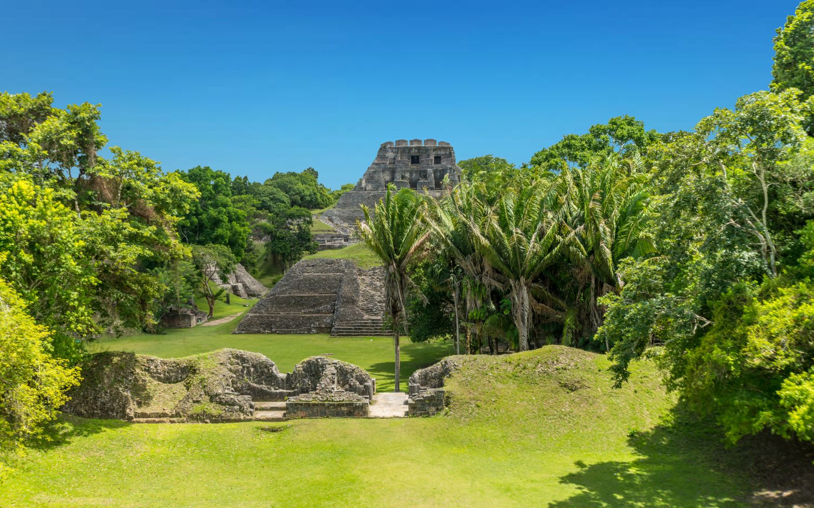 Xunantunich Maya Ruins in San Ignacio, Belize 