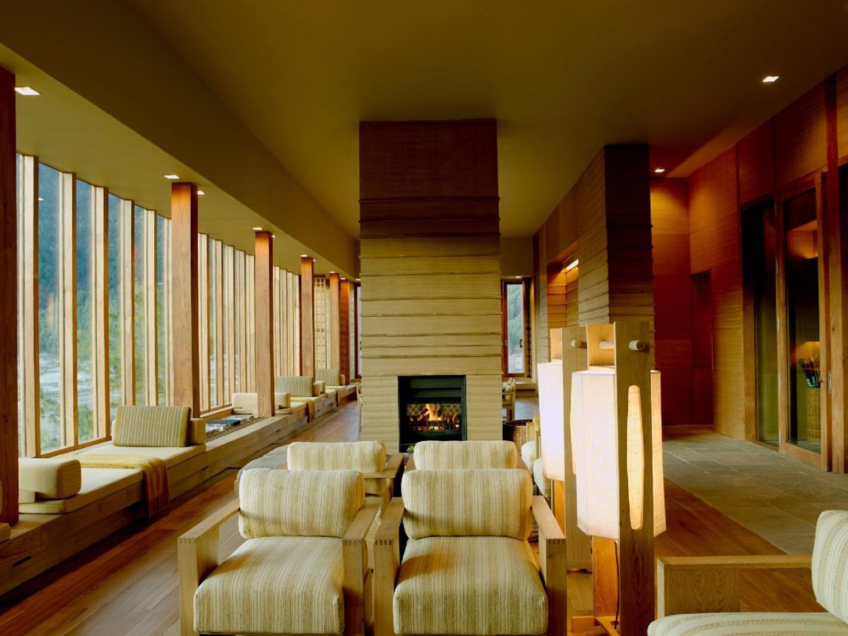 Spacious lounge at the Amankora Gangtey in Bhutan