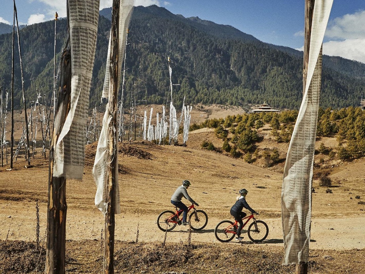 Cycling through the valley from Six Senses Gangtey in Bhutan