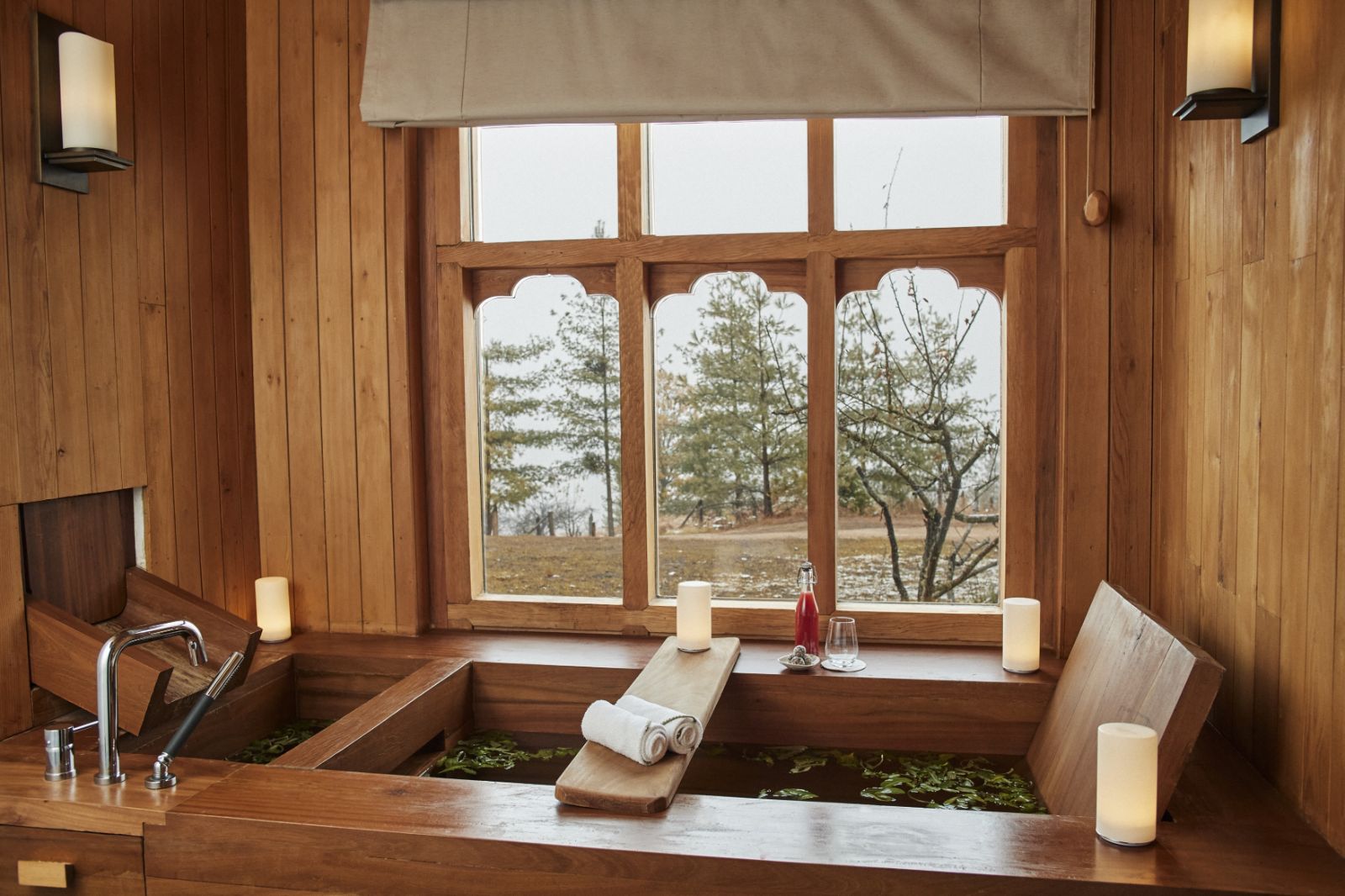 Traditional Hot Stone Bath at the spa of luxury hotel Six Senses Thimpu Lodge in Bhutan