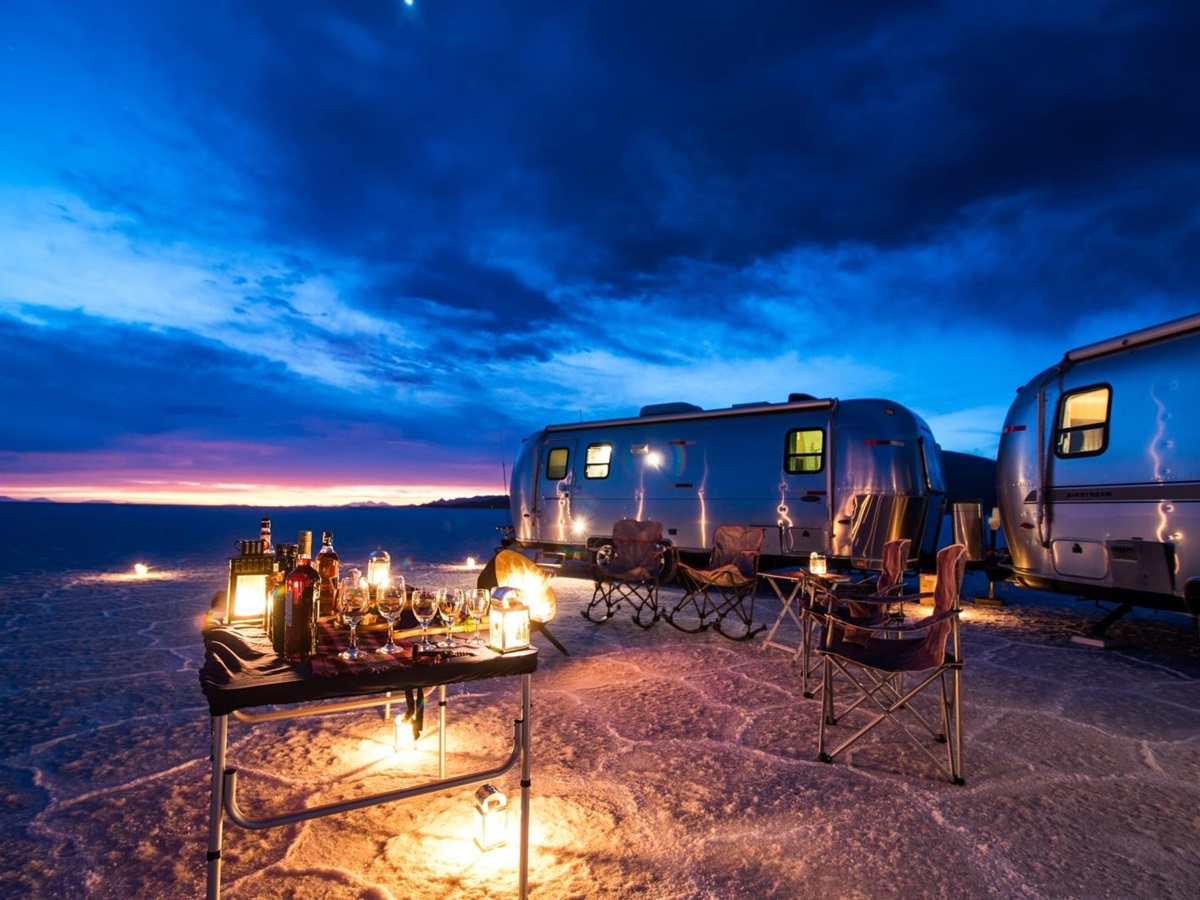 Evening view of Deluxe Airstream Camper in Bolivia Salt Flats