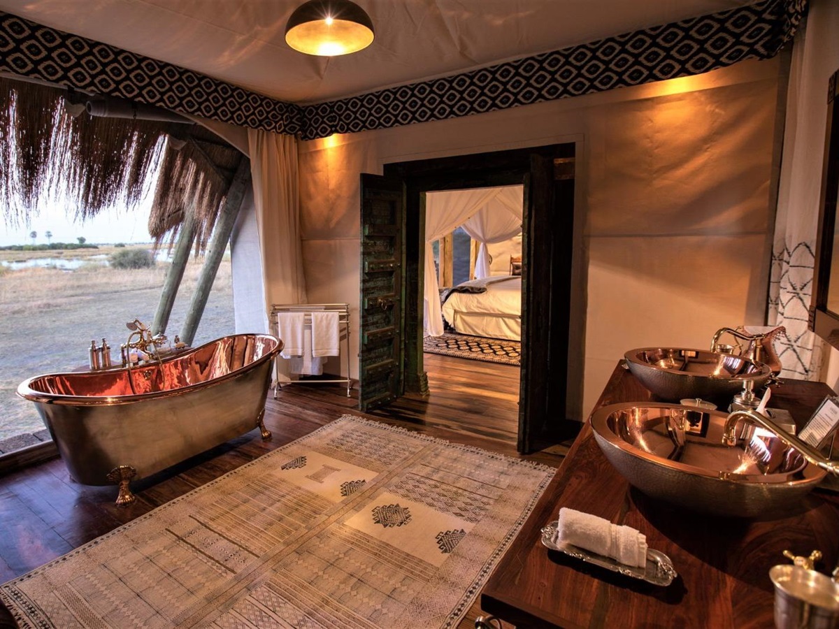 Guest suite bathroom at Selinda Camp in the Selinda Reserve in Botswana
